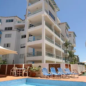 Paros On The Aparthotel Gold Coast