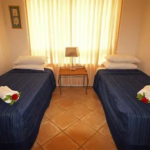 Santorini By The Sea Aparthotel Gold Coast
