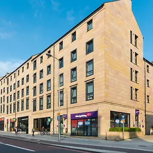 Daire Destiny Student - Shrubhill Edinburgh