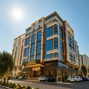 الارتقاء فندق