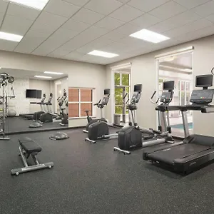 By Marriott Airport Hotel Ottawa
