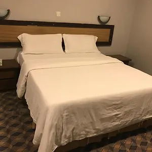 Oyo 443 Safari Al Khaleej فندق
